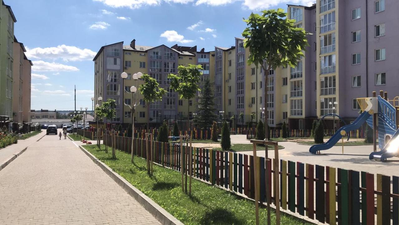 Новые Апартаменты В Жк Барский Yakushintsy Luaran gambar